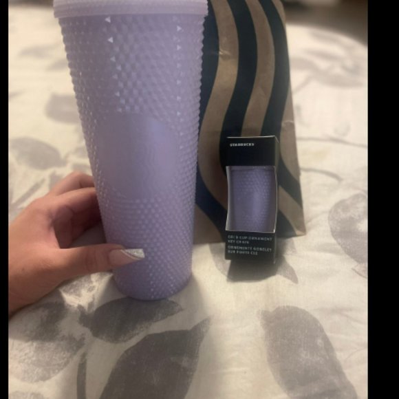 STARBUCKS VENTI STUDDED - Icy Purple Lilac (White) Tumbler + Ornament Key chain - Picture 5 of 5
